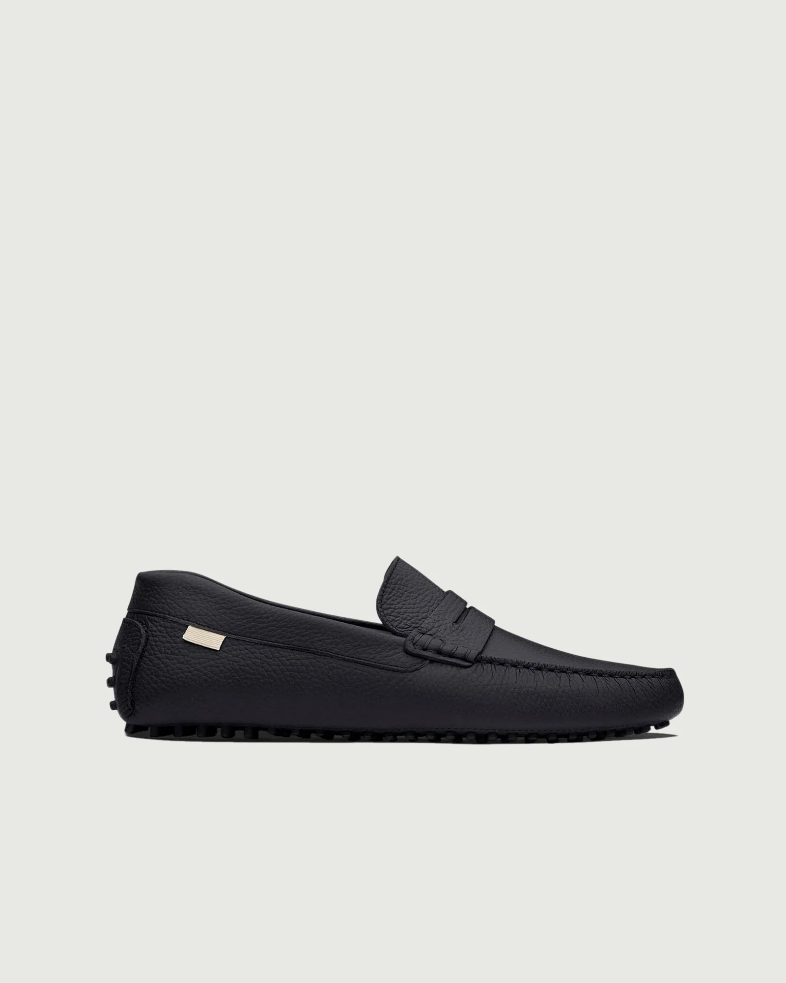 Driver | Black Pebbled