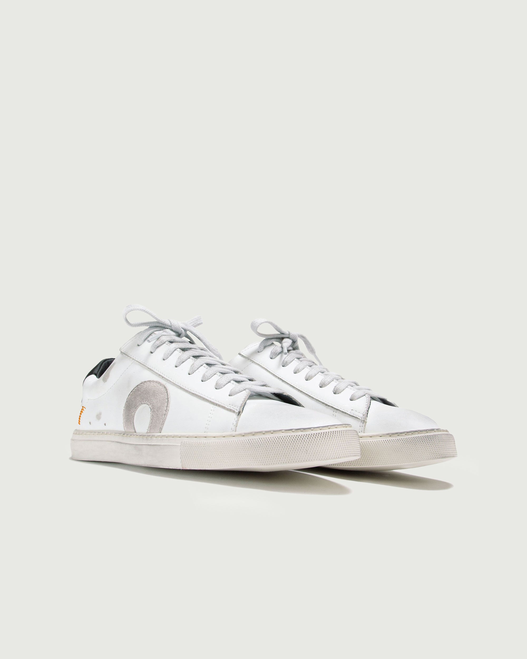 Low 1 | Tigger - Image 2