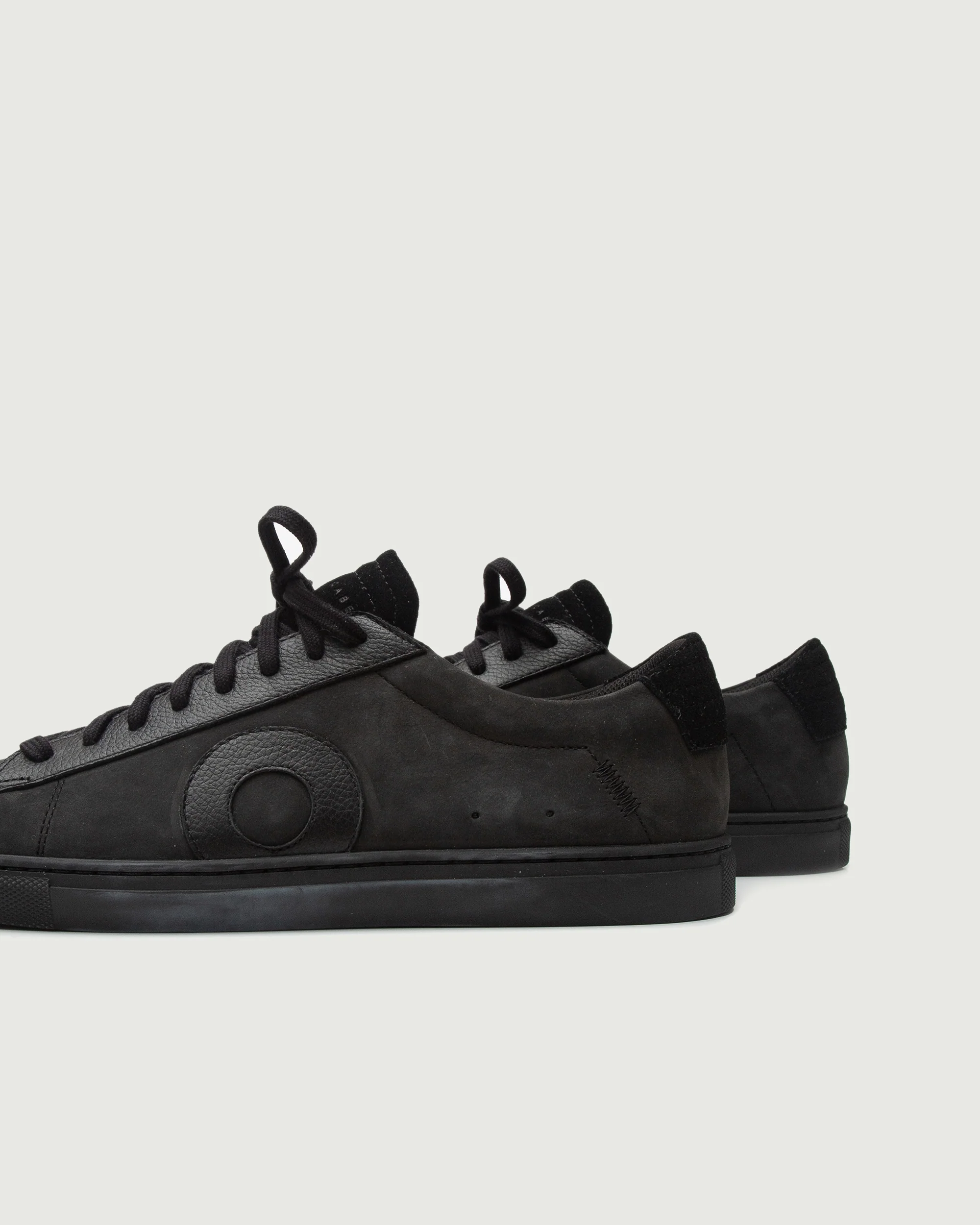 Low 1 | Anthracite - Image 3
