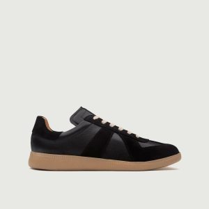 GAT | Black / Gum