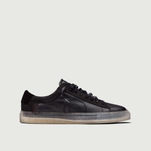 Low 1 | Black Ghost