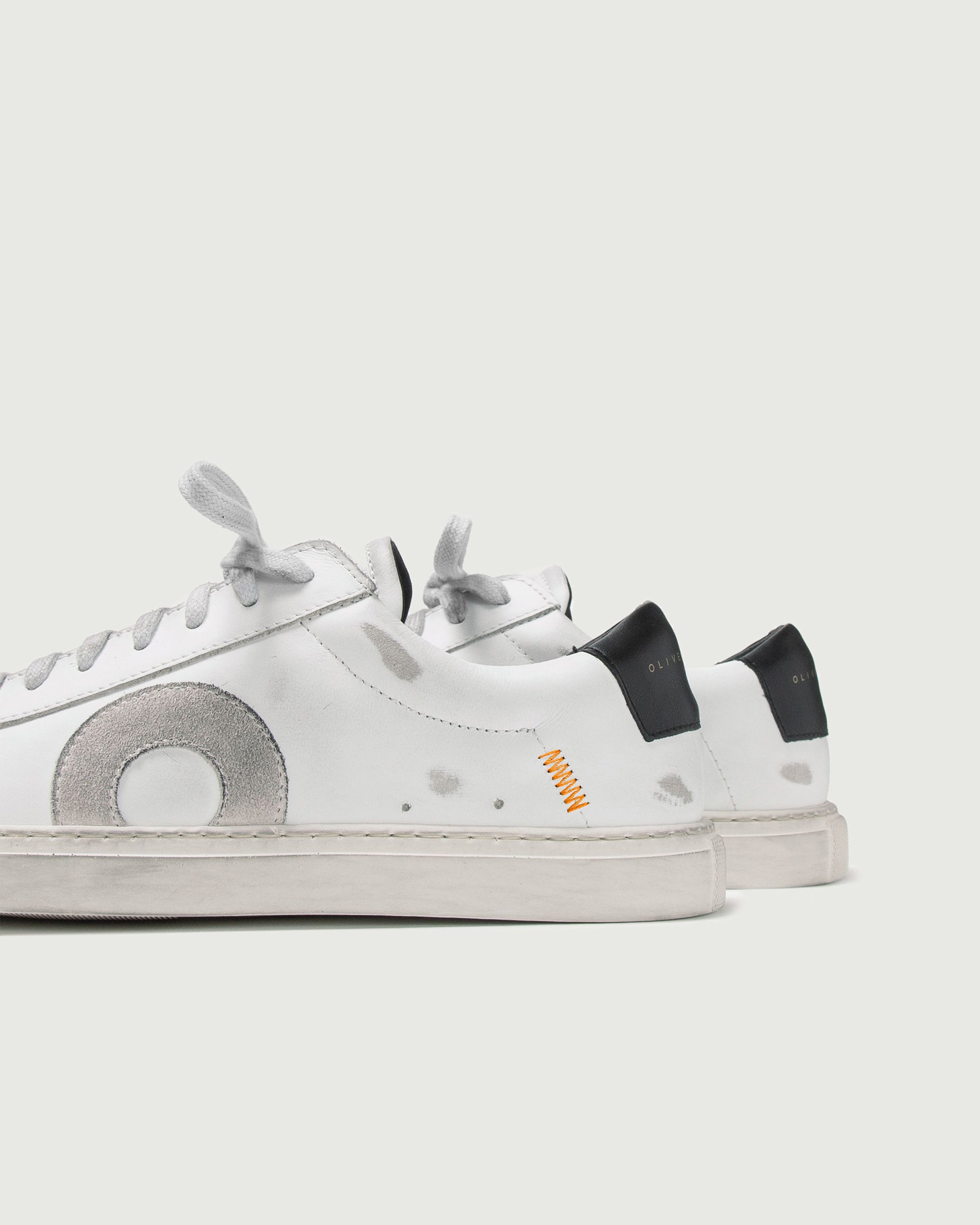 Low 1 | Tigger - Image 3