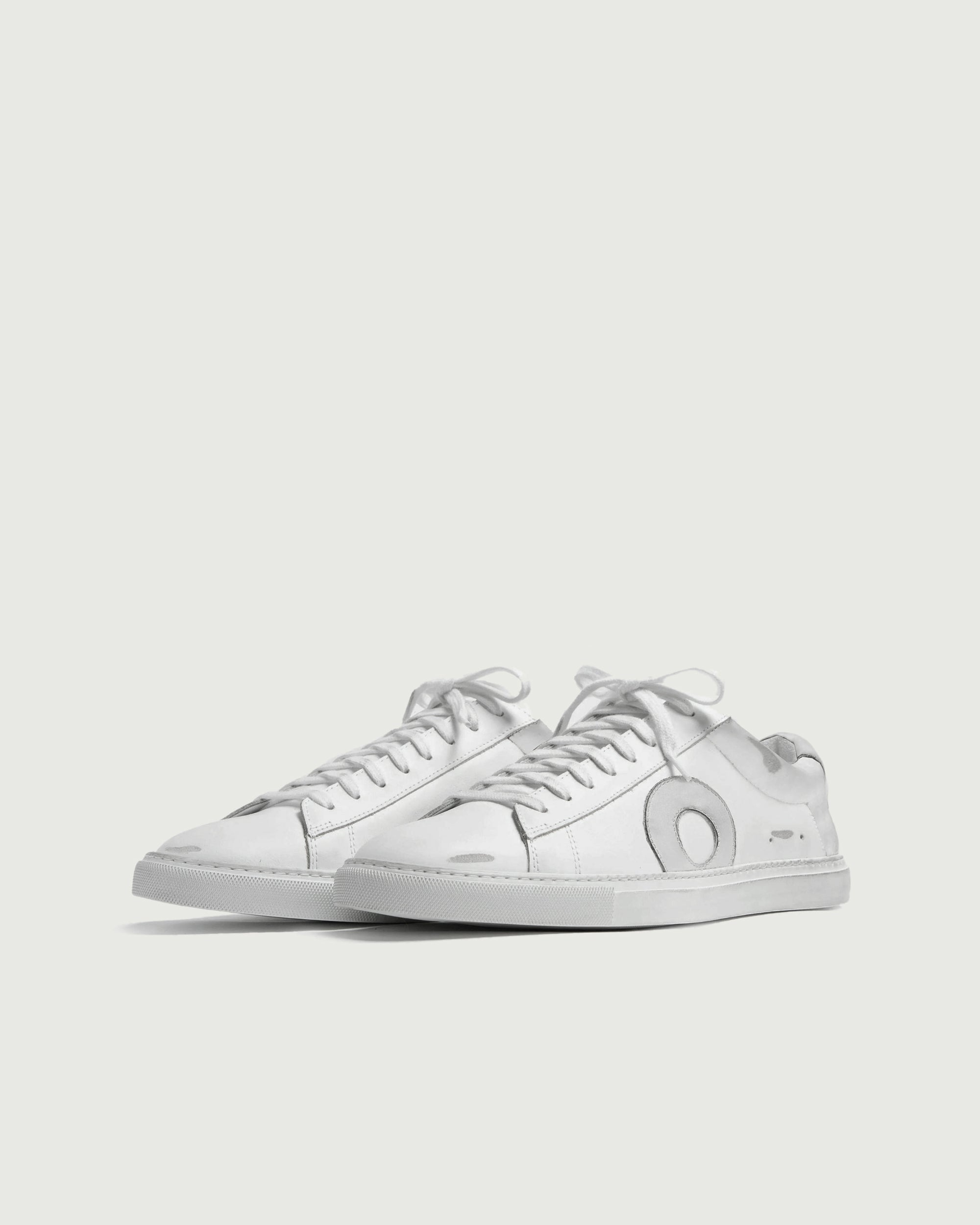 Low 1 | White Wall (Orthopedic) - Image 2